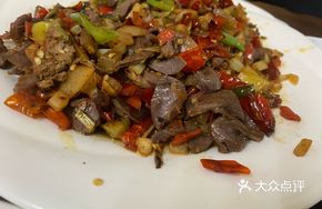 Sour Cabbage Stir-fried Pig's Tripe