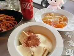 -穹六人间 people 6(岳阳路店)