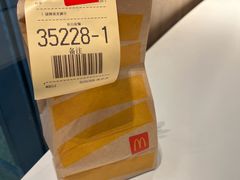 -麦当劳(上海虹桥站30B检票口楼上)