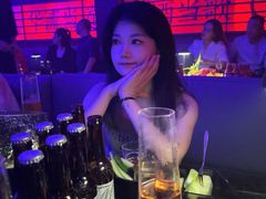 -赤红音乐现场(浦东金桥路店)