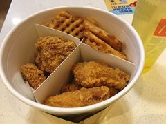 -麦当劳(乳山路店)