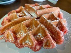 红丝绒麻薯饼-迪欧咖啡·中西餐融合菜(平江万达旗舰店)