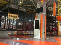 -嗨翻Hi-Fun竞技主题乐园·蹦床亲子生日轰趴(国光1937店)