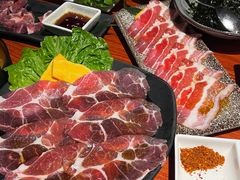 -山之屋炭火烧肉·生啤畅饮(大朗万科中央公园店)