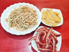 -金杨拉面王小吃面馆·牛三宝面·红烧牛肉粉