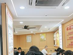 -叶伟胡辣壳面(两路口店)