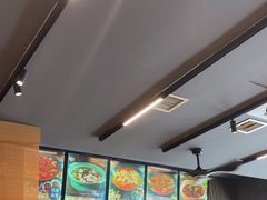 -重庆鸡公煲·青锅花椒鱼(牡丹江路店)