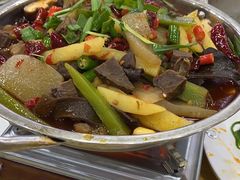 -乡土特色.冷锅鱼.牦牛肉汤锅