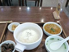 -蟹上黄·蟹黄面·江南糖水(人民广场店)