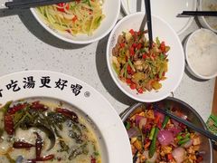 -江渔儿酸菜鱼(龙华百佳华店)