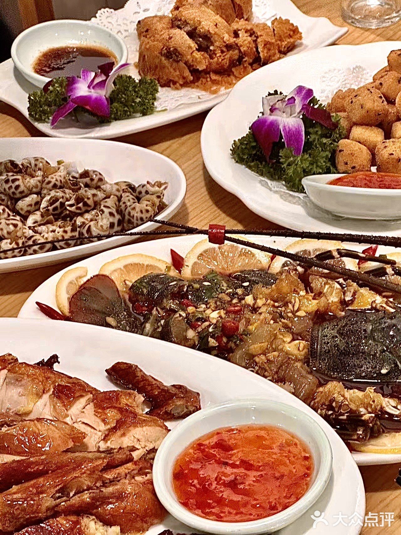 温州为数不多的好吃😋潮汕海鲜粥！排队是有原因的！