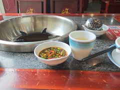 -老来福·非遗酸汤兔(凯旋路店)