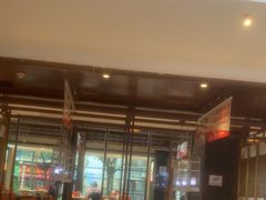 -阿瓦山寨·湘菜现炒·剁椒鱼头王(咸阳总店)