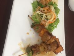 -Neary Khmer Restaurant