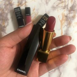 -Chanel