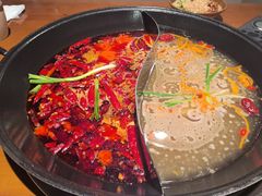 菌汤鸳鸯锅-巴隆门重庆老火锅(太湖路店)