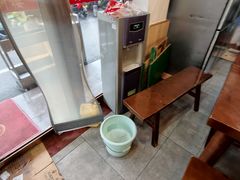 -裕新楼粉面馆·石磨手工粉(四方坪店)