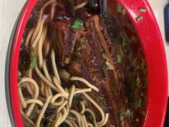 -小龙大肉面馆