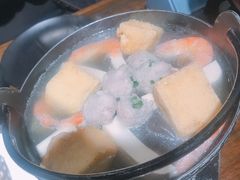 -刘姐啤酒鱼民族演艺餐厅(西街总店)