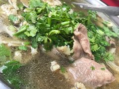 -谢老五跷脚牛肉·非遗传承店