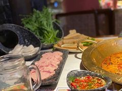 -哥老官重庆美蛙鱼头(龙湖杭州金沙天街店)