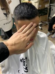 -木格造型美发