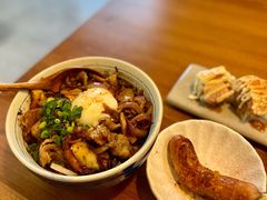 牛肉盖饭-信日本料理(信义坊店)