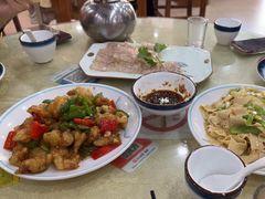 -鹤乡东北菜(崮山路店)