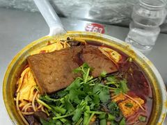 -铁锅哥米线