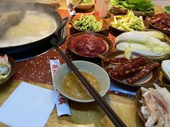 -赵美丽·重庆社区火锅·直营店(火车东站·中豪国际店)