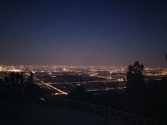 -鬼笑石后山停车场
