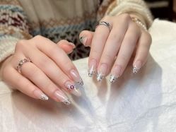 -沫儿·美甲美睫·半永久·皮肤管理