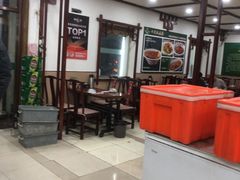 -湖南人家湘菜馆(镇江路店)