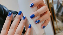 -花系美·美甲美睫精品店