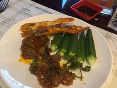 -荣誉国际酒店-云顶旋转餐厅