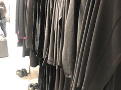 -URBAN REVIVO(欢乐海岸购物中心店)