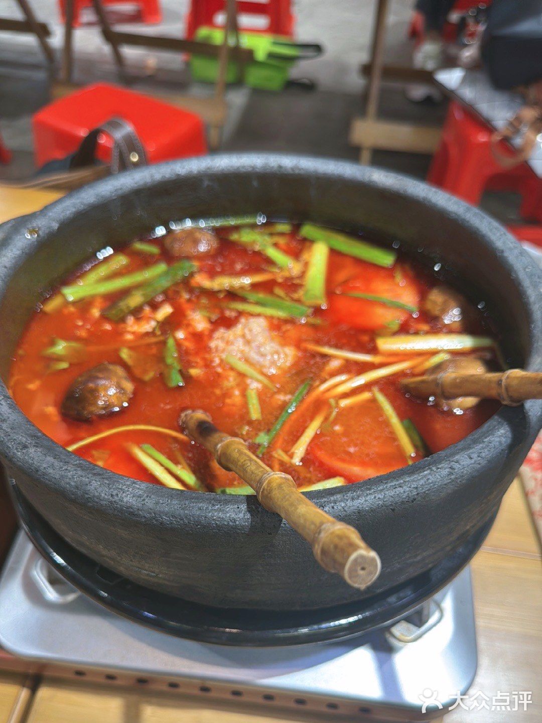 今天火锅吃撑了,超满足