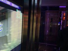 -温莎KTV(珠江路店)