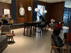 大堂-星巴克(凯德晶萃店)