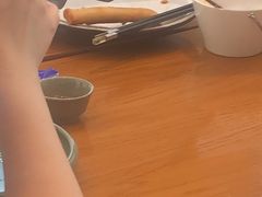 -瑰丽酒店·海吧·天际下午茶·现场DJ·天台酒吧