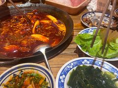 -旧街市鲜货老火锅(大光路店)