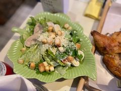 凯撒鸡肉沙拉-老井俄式餐厅