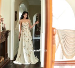 点击看大图 -GODDESS WHITE婚纱礼服(鹏城动力大厦店)