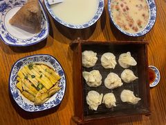 -张家巷美食(南浔店)