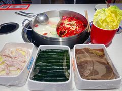 鸳鸯锅-大斌家串串火锅(德思勤店)