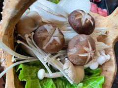 -捞王锅物料理(上海世茂广场店)