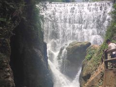 -华蓥山天意谷景区