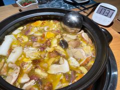 -一朵菌·野生菌探索家火锅(南亚店)