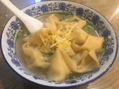 鸡汤三鲜大馄饨-绿杨馄饨店(湖滨新天地店)