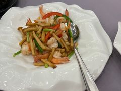 茶树菇炒虾仁-潮府馆·非遗潮州菜·世纪公园(新国际博览中心店)